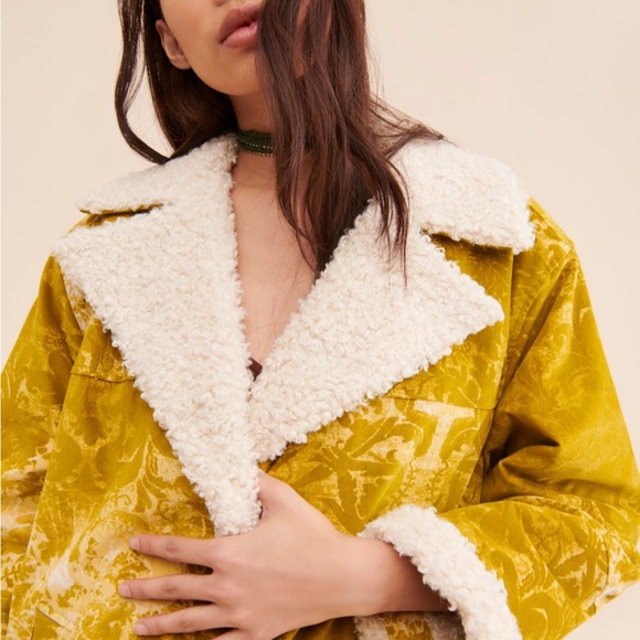 Yellow Floral Women's Coat - Picture 3 of 4